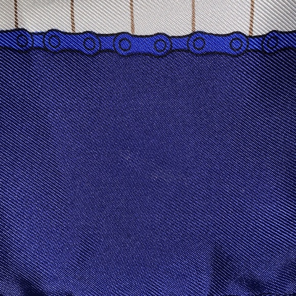 SOLD📍Hermès Vintage Silk Scarf Carre 90 - Picture 8 of 10